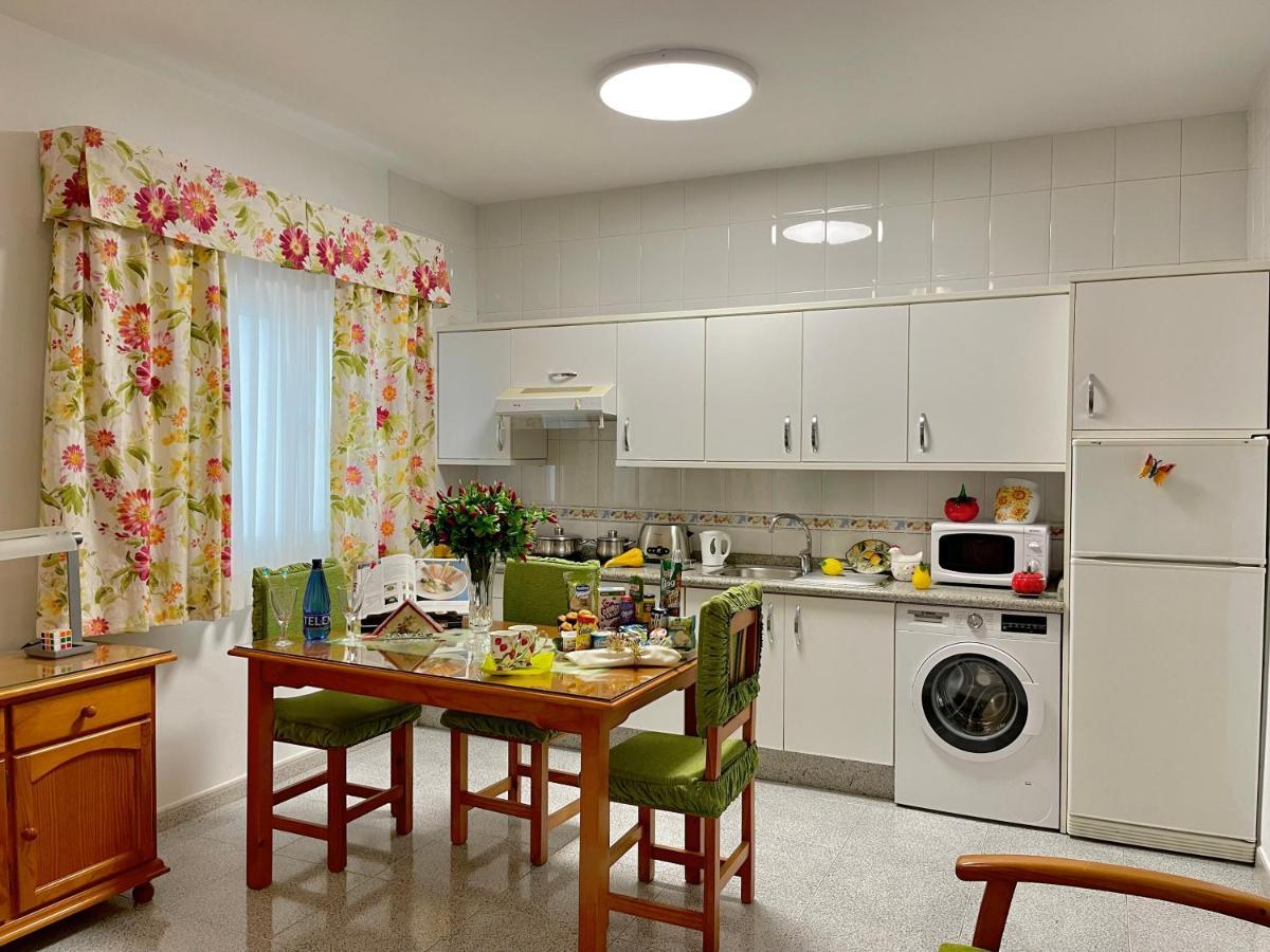 Emycanarias Holiday Homes Vecindario Vecindario  Ngoại thất bức ảnh
