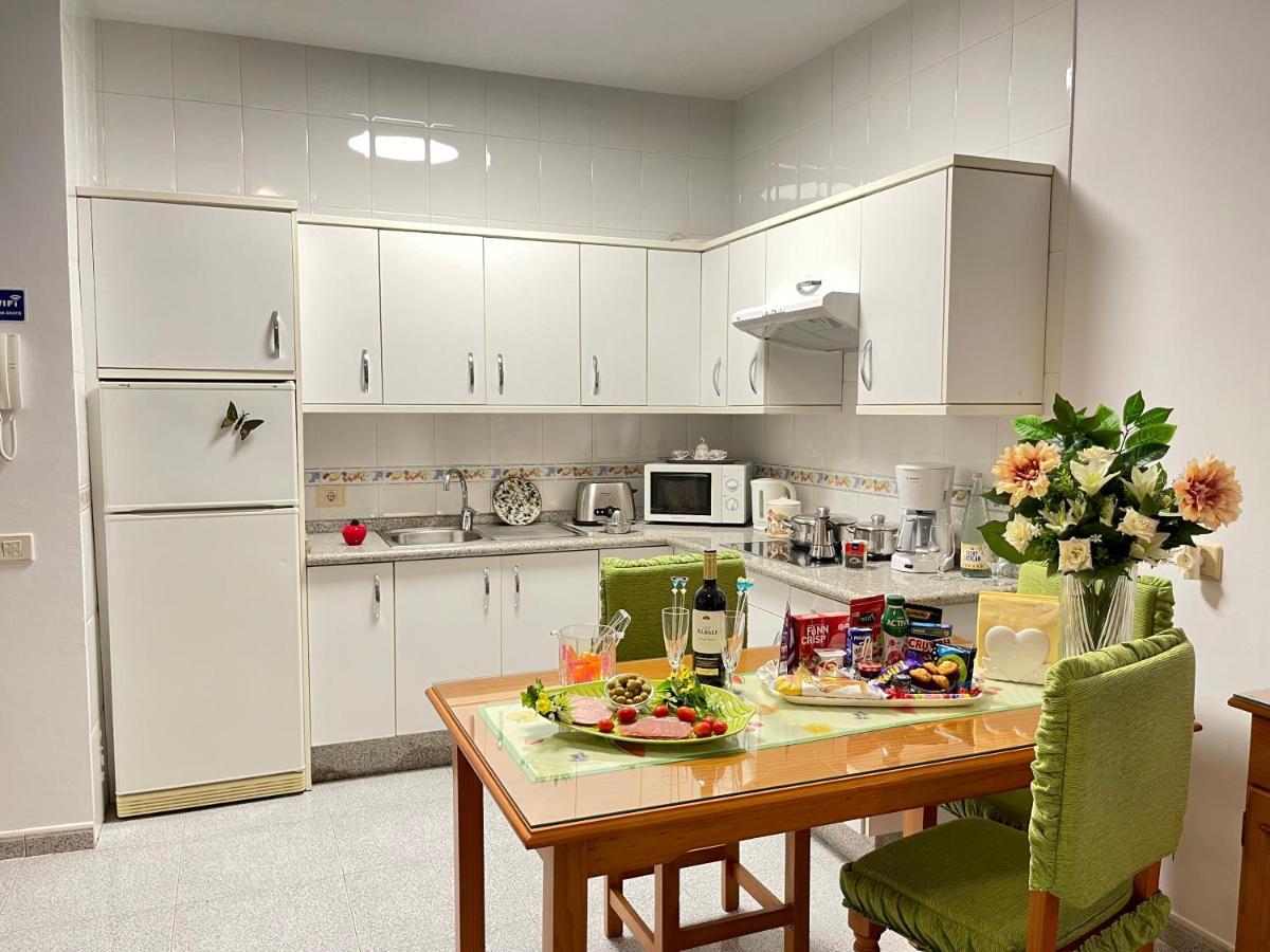 Emycanarias Holiday Homes Vecindario Vecindario  Ngoại thất bức ảnh