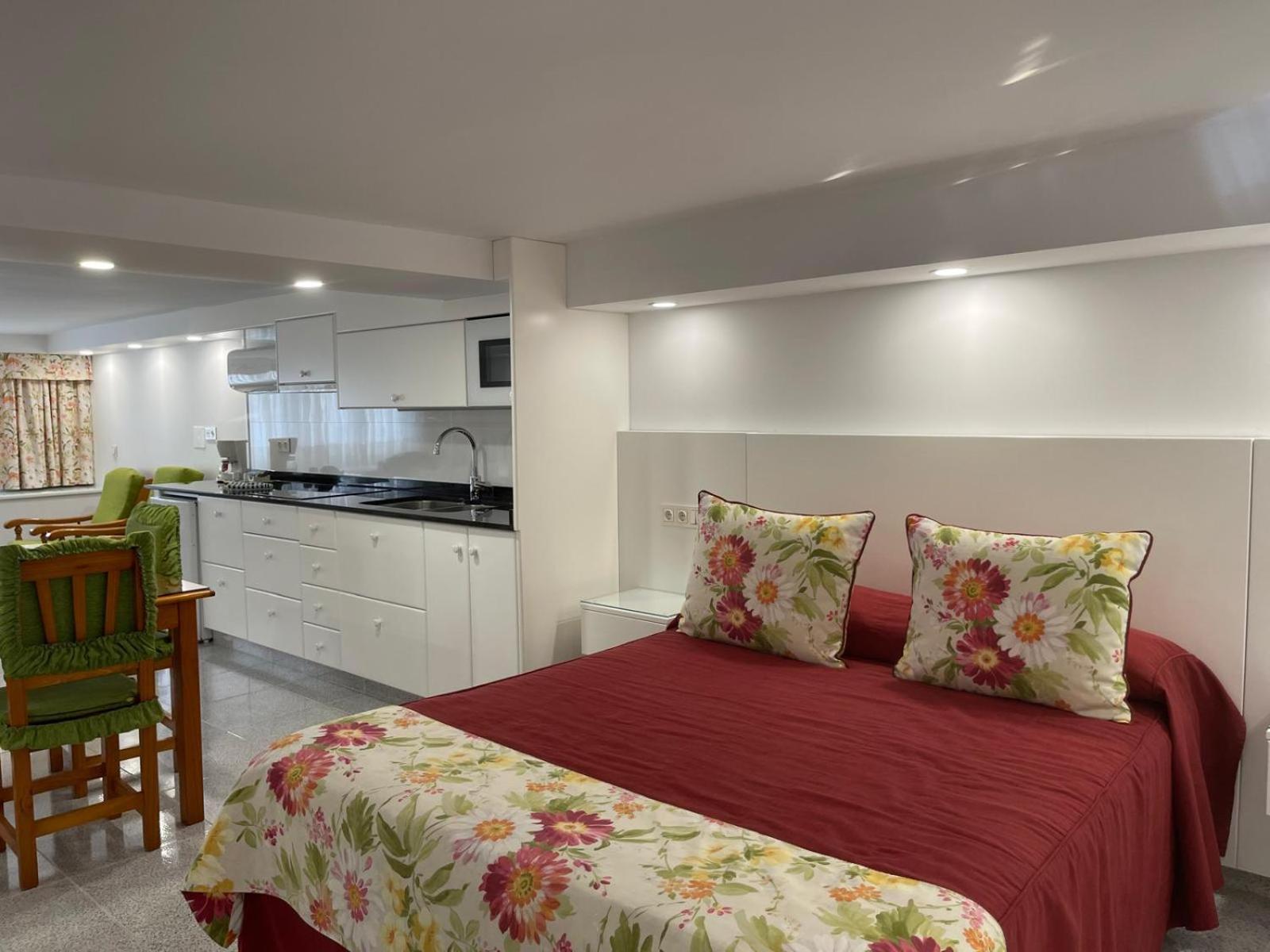 Emycanarias Holiday Homes Vecindario Vecindario  Ngoại thất bức ảnh