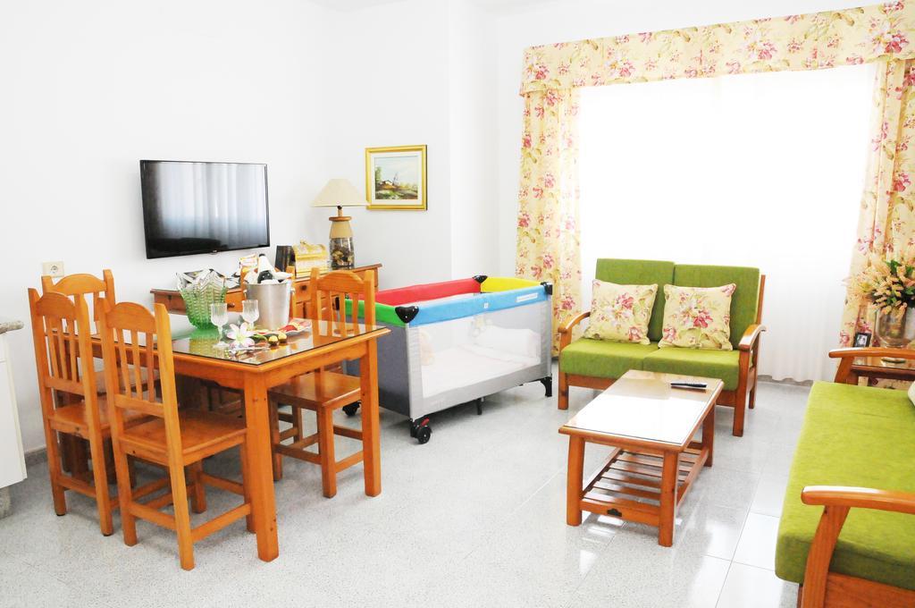 Emycanarias Holiday Homes Vecindario Vecindario  Ngoại thất bức ảnh