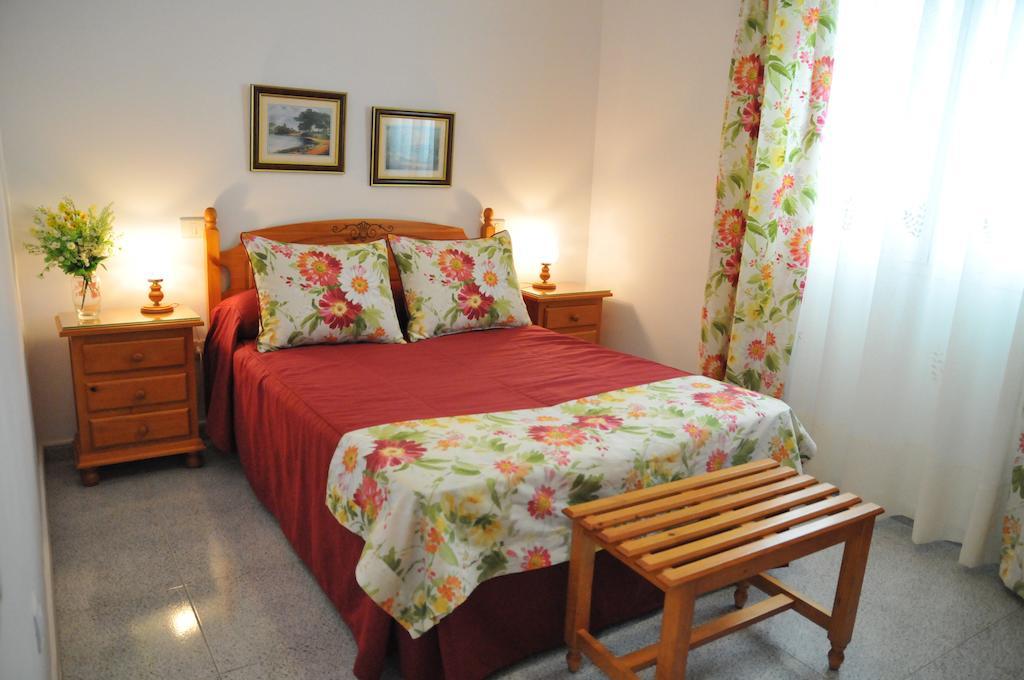 Emycanarias Holiday Homes Vecindario Vecindario  Phòng bức ảnh